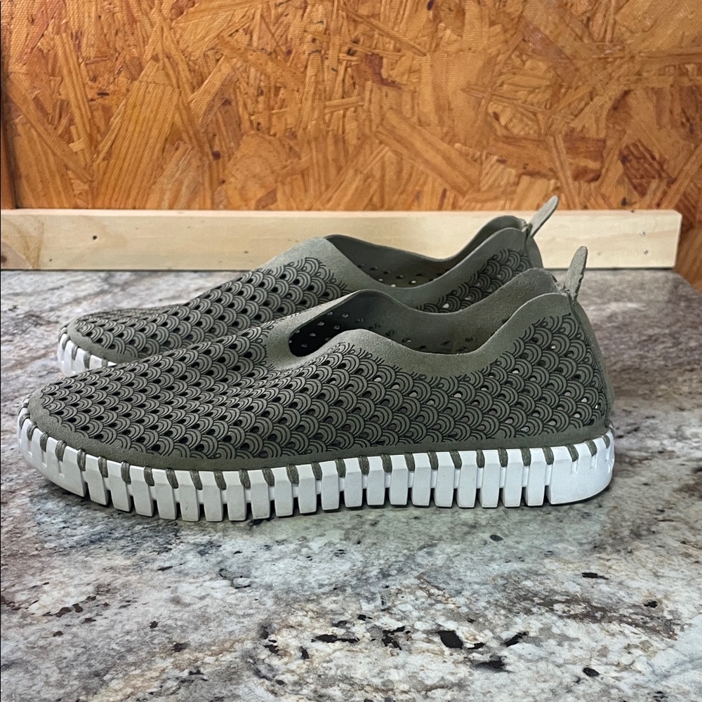 TULIP SLIP ON ARMY ILSE JACOBSEN Size 36 - Picture 2 of 9